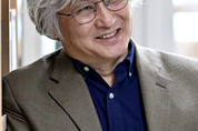 [김민웅의 하늘의 창(窓)]“역사에 무지한 시대의 비극”