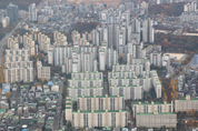 “재건축 안전진단 문턱 낮춘다”...정부, 다음주 개선안 발표