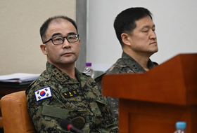 尹 대통령측 “곽종근, 변호사 3번 교체...진술 조작 허위 진술 감시 변호사 보낸 배후 뻔해”