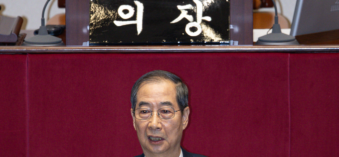 韓대행 "추경이 경제회복 마중물 될 수 있게 조속히 의결해달라“