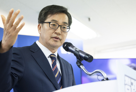 김동연 “경제위기 맨 앞에 ‘경제대통령’ 세워 달라”
