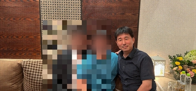 민주, 지귀연 룸살롱 사진 공개 “대국민 거짓말 입증”