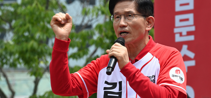 김문수 “선관위, 부정선거 의혹 해명 노력해야”