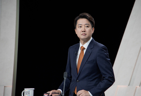 이준석, 대선토론서 ‘젓가락 발언’…사퇴 요구 빗발