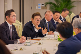 李, G7 외교무대 데뷔…취임 12일 만에 ‘실용외교’ 첫 시험대