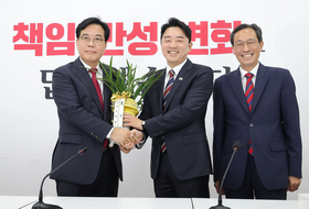 李 대통령, 여야 원내대표 오찬 제안...“여야 정치 회복 위해”