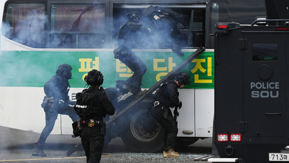 평택항서 실전 같은 대테러 훈련…경찰·군·소방 합동 대응 체계 점검
