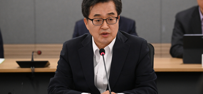 김동연, 尹 재구속에 “내란 수괴, 다신 거리 활보 못할 것”