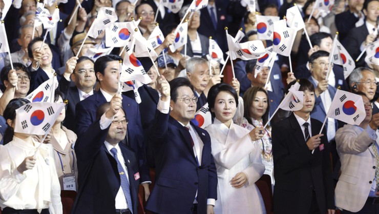 "과거 직시하되 미래로 나아가야"…'제80주년 광복절' 전국 행사 개최