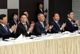손정의 매개로 트럼프 만나는 한국 재계