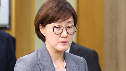 김현지 증인 채택 여전히 신경전···野 “면출 특권 가진 것이냐” 與 “야당 정쟁거리 우려”