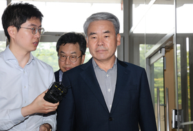 [채 상병 특검] '수사외압' 이종섭 전 장관 불구속 기소…임성근 전 사단장 구속연장