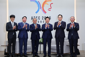 ‘젠슨의 선물’…엔비디아, 韓에 GPU 26만 장 푼다