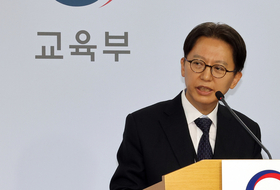 수능 출제위원장 "적정 난이도 출제…사탐런 유불리 없을 것"