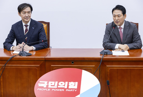 장동혁 대표-조국 대표 회동, ‘뼈 있는’ 발언 오가