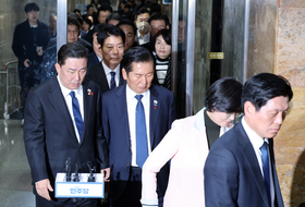 [내란재판부법·법 왜곡죄] 與, “각계 각층 의견 듣고 재논의” 속도 조절