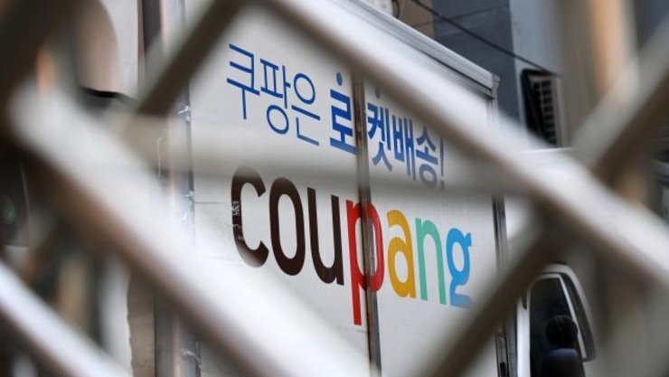 [쿠팡 개인정보 유출 사태 下] “규제인가, 표적 제재인가”…쿠팡 사태가 남긴 질문