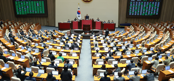 국회, ‘은행법’ 처리 후 ‘경찰관 직무집행법’ 상정…여야 또 필리버스터 대결