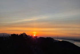 김포 봉성산 해돋이 행사에 시민 1500여 명 운집…새해 소원 빌어