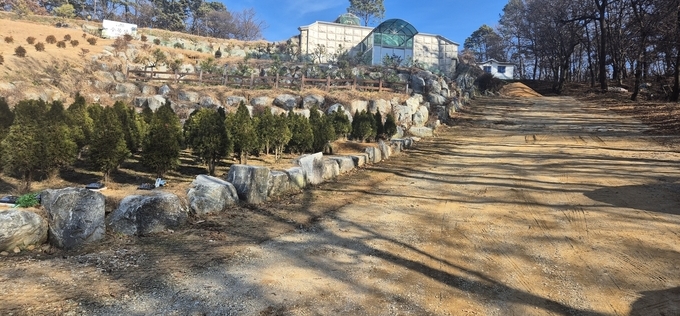 “어떻게 허가했나” 내부서도 의문…수목장 총체적 관리부실