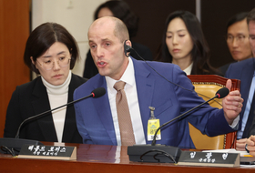 김경 이어 쿠팡 로저스도 수사 앞두고 출국…입국시 통보 요청