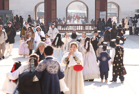 K컬처 신바람에 '문화공정' 시비 건 중국... 정부 연구로 맞대응