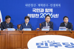 與 ‘1인1표제’ 최고위 공개충돌 후 당무위 ‘의결’