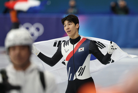 [동계 올림픽] 황대헌, 쇼트트랙 남자1500m 은빛 질주