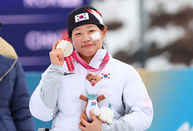 [동계 패럴림픽] '바이애슬론 金' 김윤지, 크로스컨트리에서 '은빛 질주'