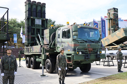 킨텍스 등 국제 전시장 두고 비상활주로서 ‘대규모 방산 전시’…왜?