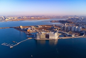 [현장에서]텅 빈 유령 상가...서핑 성지 거북섬의 '눈물'