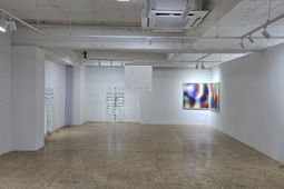 [오늘의 전시] 축적된 흔적과 여운의 세계 '뒤'를 앞으로 전환하다, 이원호 드로잉전 '뒷'