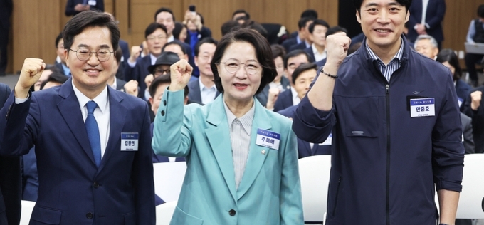 與 경기지사 후보 본경선 돌입…"표심 경쟁"