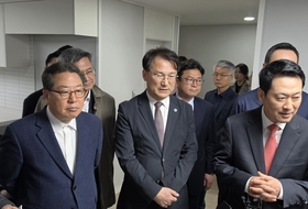 ‘천원주택’은 돌풍인데… 장동혁 리더십은 ‘글쎄’