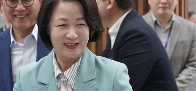 민주당 경기지사 후보 추미애 확정···본경선 ‘과반 득표’로 결선 없이 직행