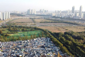 부영 송도 테마파크 개발 장기화…‘알박기’ 논란