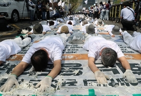 “‘부실 수사 규탄’… 김창민 감독 사건에 오체투지”