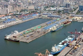 호르무즈 봉쇄 여파 인천항 ‘직격탄’…북항 기업들 이중고