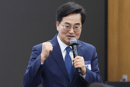 김동연 “가장 중요한 건 민생 회복”... 복귀 후 ‘추경 드라이브’