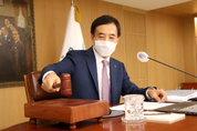 한은 금리 0.25P 인상…가계 빚 부담 더 깊어지나
