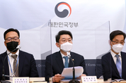 내년 소비자 물가 2.2 상승 전망…코로나19 장기화 물가 상승 자극