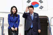 尹, G7 ‘마라톤 정상회담’…與 “명품 외교” vs 野 “복장 터지는 소리 그만”