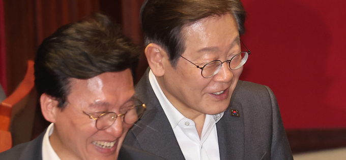 ‘한 놈만 팬다’ 국힘, 이재명 정조준...정작 李는 관심 無