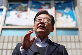 이재명, 국민의힘 겨냥 “가만히 있으면 상대 당 자빠져”