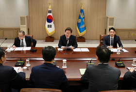 李 '예대금리차' 발언에 은행권 긴장…커지는 금리 딜레마