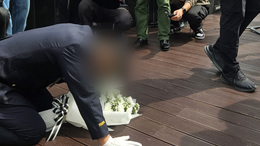 “지켜주지 못해 죄송”…영흥파출소 당직 팀장 추모현장 찾아 사죄