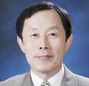 이민세 <한국가치경영연구소장, 뉴라이트 경기연합 대변인>