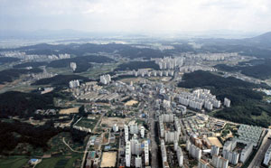 정부는 수도권에 신도시 2곳을 새로 건설하기로 했다. 사진은 수도권 2곳 중 하나인 인천 서구 검단사거리 전경.