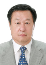 김기한 (교촌 F&B(주) 부회장 · 전 방송인)