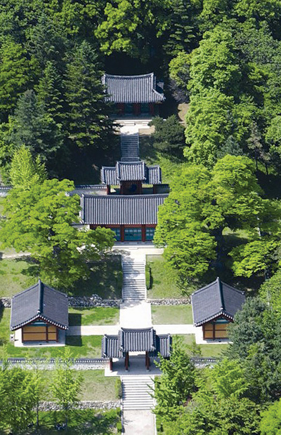 자운서원 전경.